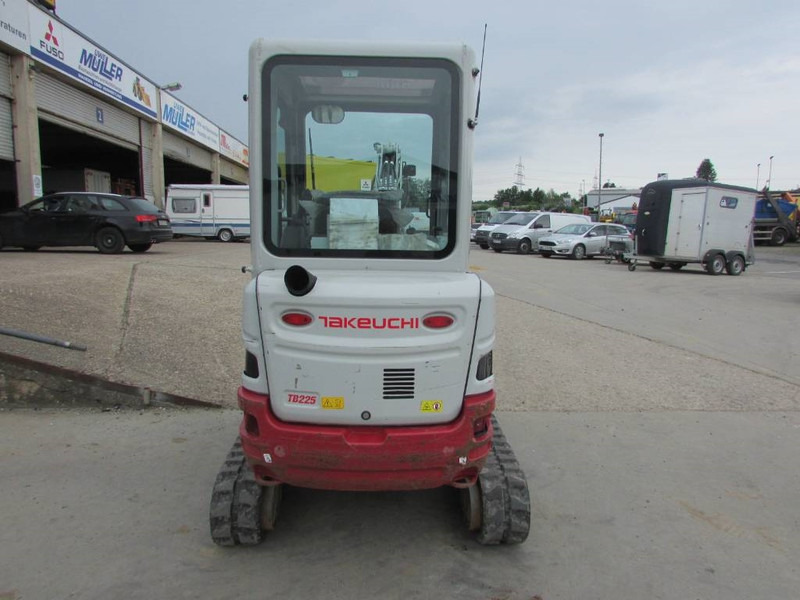 Takeuchi TB225 V3 Minibagger 32.000 EUR net - Мини-экскаватор: фото 5 Takeuchi TB225 V3 Minibagger 32.000 EUR net - Мини-экскаватор: фото 5