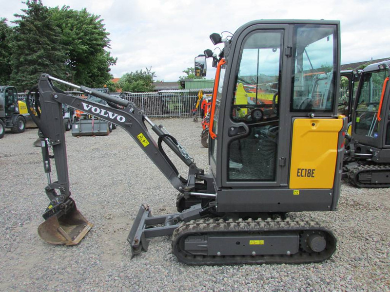 Volvo EC 18 E Minibagger 23.500 EUR - Мини-экскаватор: фото 1 Volvo EC 18 E Minibagger 23.500 EUR - Мини-экскаватор: фото 1