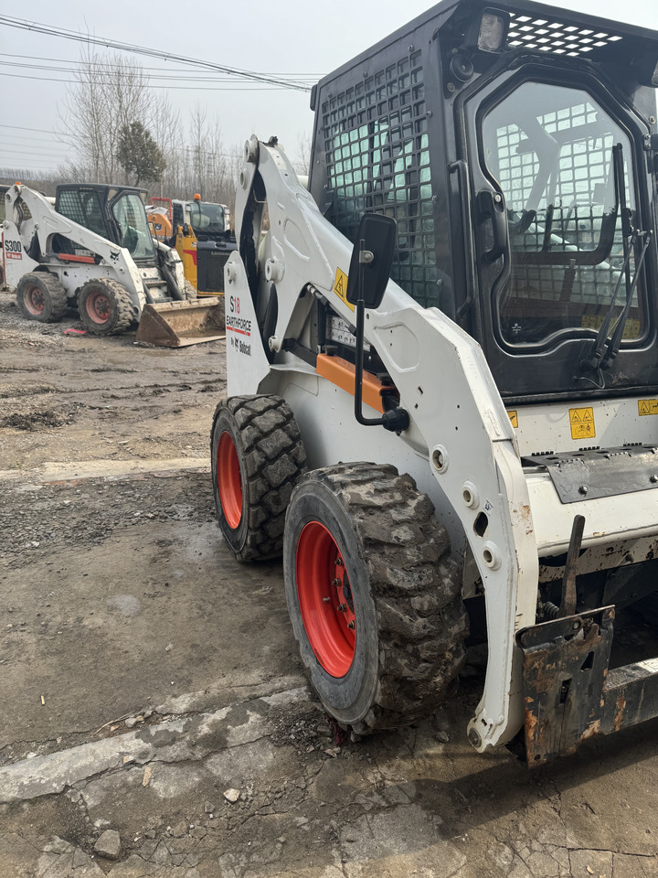 BOBCAT S18 - Мини-погрузчик с бортовым поворотом: фото 4 BOBCAT S18 - Мини-погрузчик с бортовым поворотом: фото 4