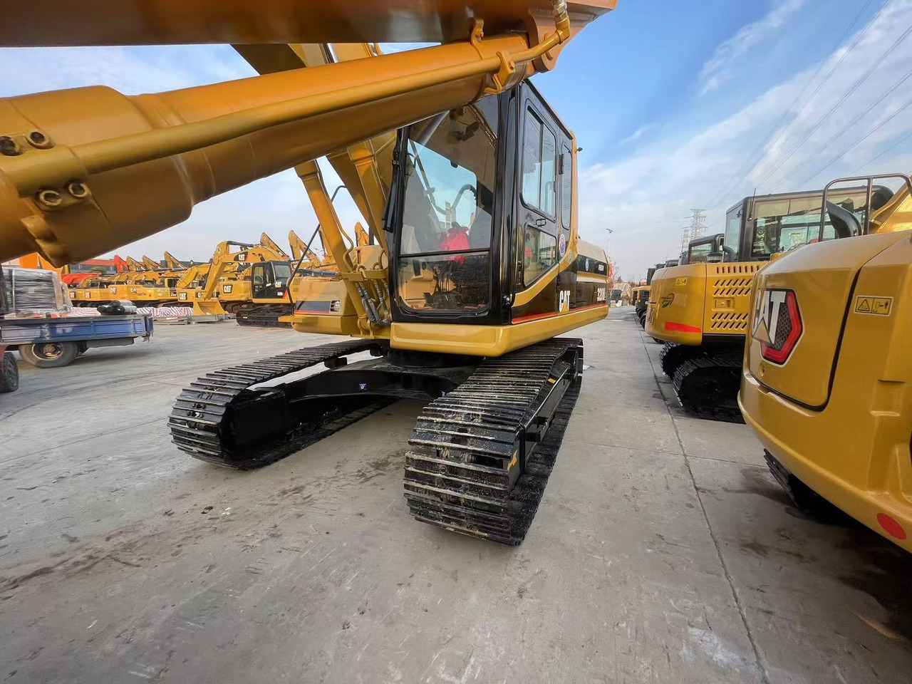 CATERPILLAR 320BL - Гусеничный экскаватор: фото 4 CATERPILLAR 320BL - Гусеничный экскаватор: фото 4