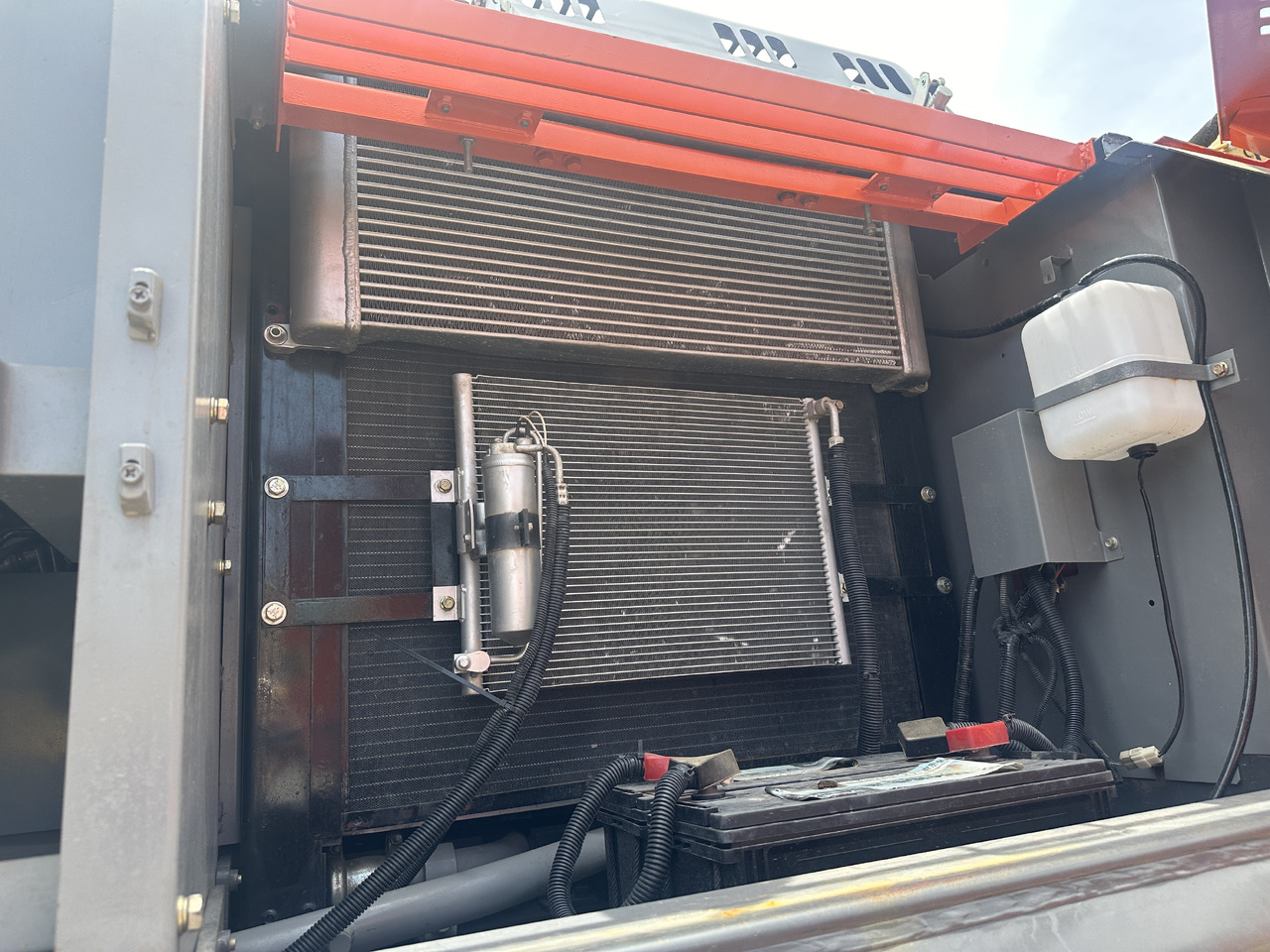 Гусеничный экскаватор HITACHI ZX350H: фото 9