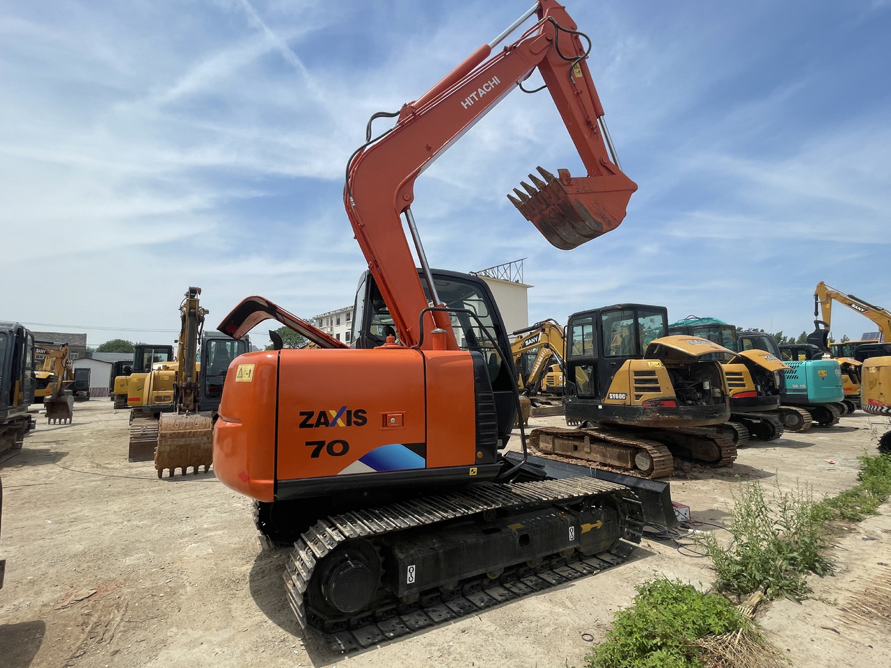 Hitachi ZX 70 - Гусеничный экскаватор: фото 1 Hitachi ZX 70 - Гусеничный экскаватор: фото 1