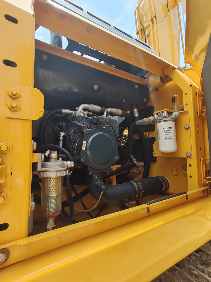 KOMATSU PC160 - Гусеничный экскаватор: фото 5 KOMATSU PC160 - Гусеничный экскаватор: фото 5