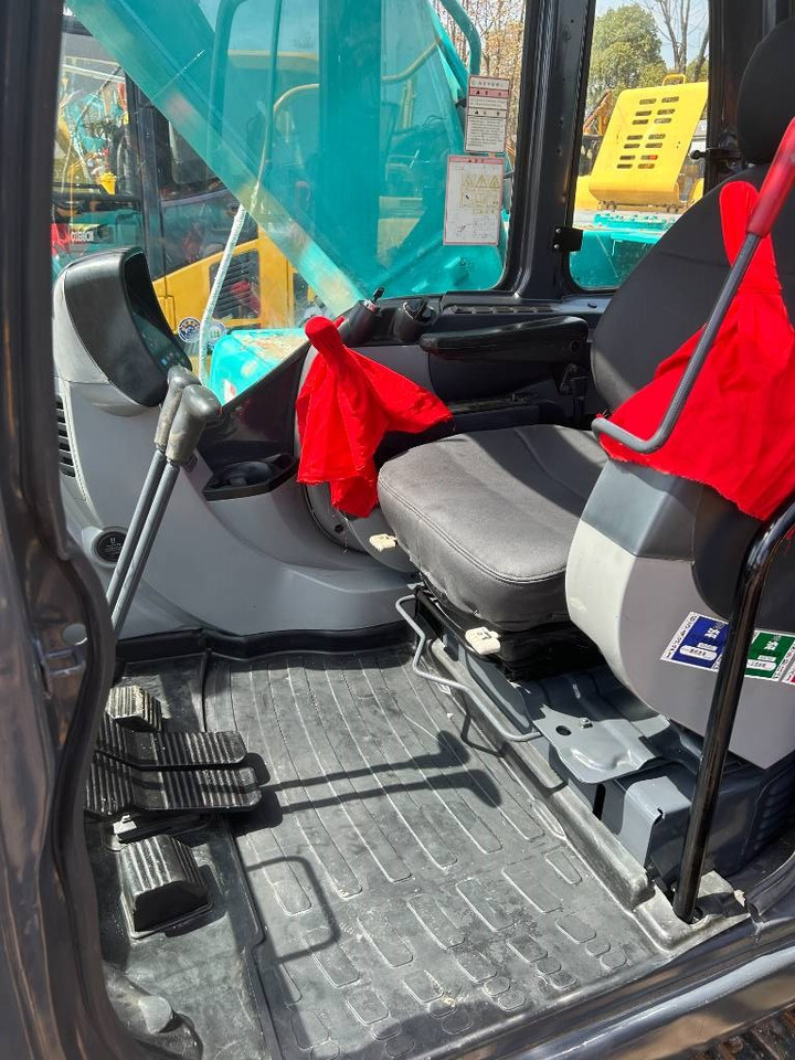 Kobelco SK 200D - Мини-экскаватор: фото 3 Kobelco SK 200D - Мини-экскаватор: фото 3