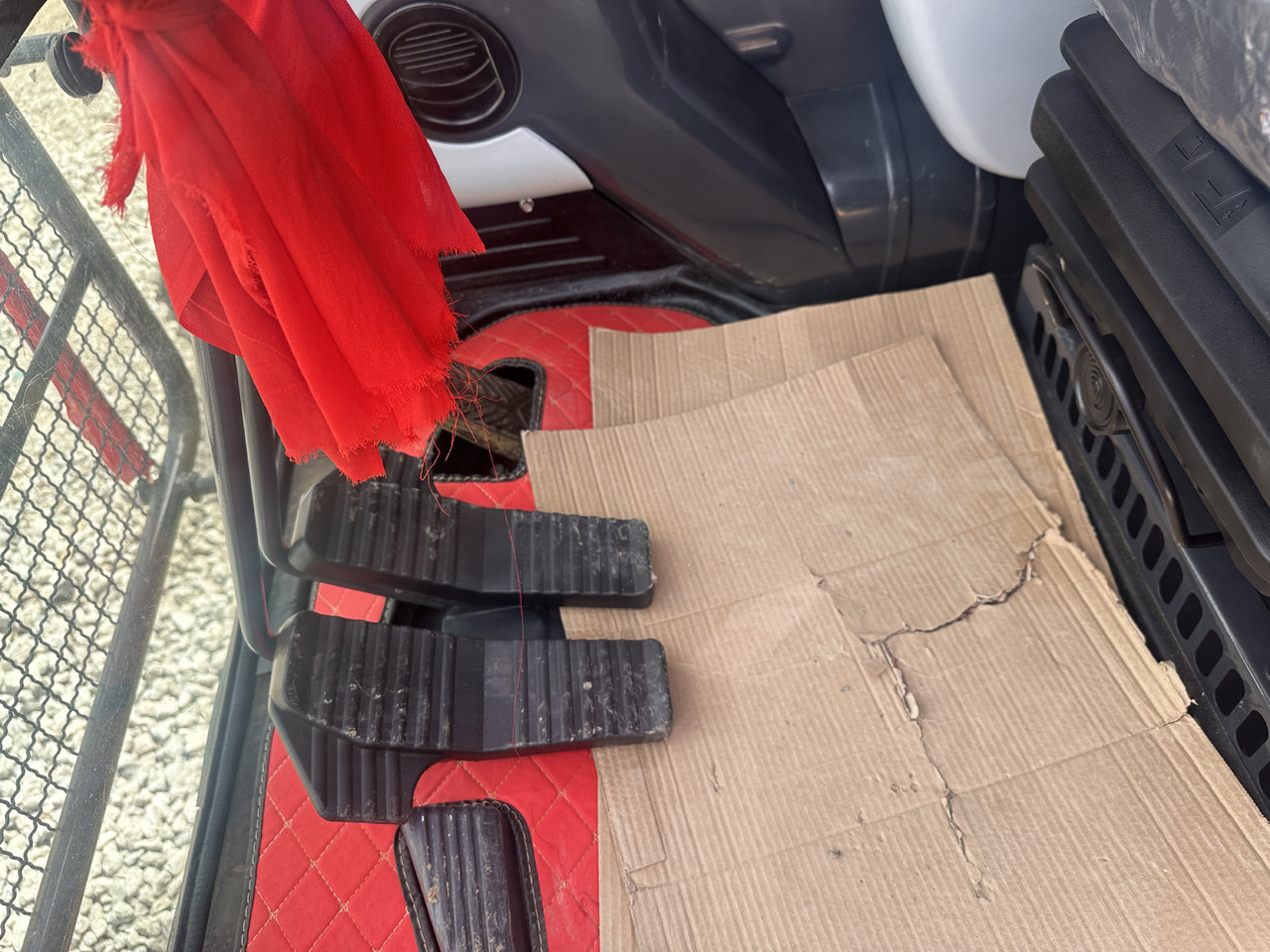 Гусеничный экскаватор Komatsu PC 240 LC-8: фото 11