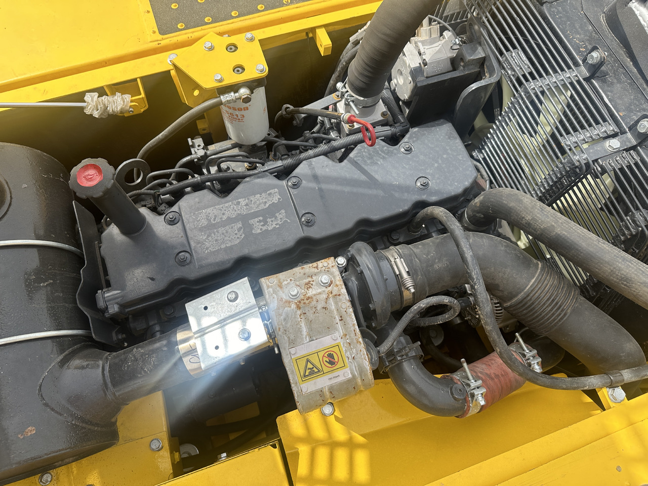 Гусеничный экскаватор Komatsu PC 240 LC-8: фото 9