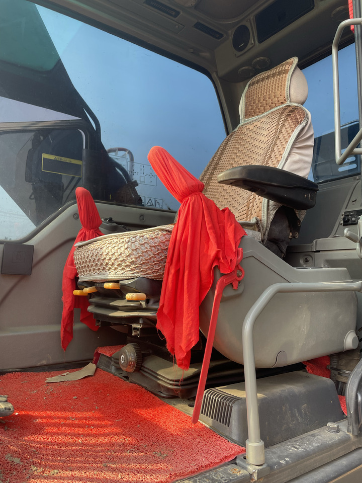 Гусеничный экскаватор VOLVO EC 210: фото 6