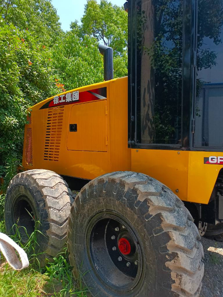 Грейдер XCMG GR 185: фото 9 Грейдер XCMG GR 185: фото 9