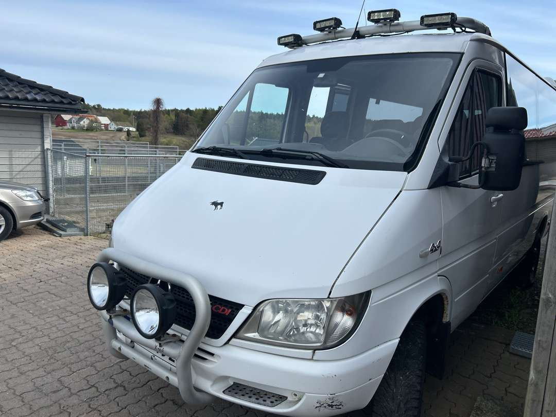 2005 Buss MERCEDES-BENZ 316CDI/35KA 11 seter - Микроавтобус, Пассажирский фургон: фото 1 2005 Buss MERCEDES-BENZ 316CDI/35KA 11 seter - Микроавтобус, Пассажирский фургон: фото 1