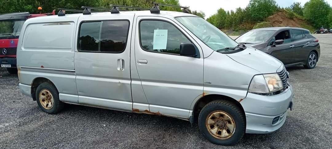 2008 Toyota Hiace 4WD og 2007 Toyota Hiace selges samlet - Легковой автомобиль: фото 3 2008 Toyota Hiace 4WD og 2007 Toyota Hiace selges samlet - Легковой автомобиль: фото 3