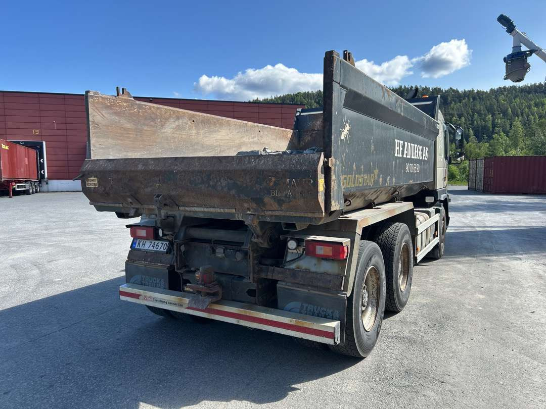 2011 Dumper VOLVO FM 500 Euroklasse 5T - Самосвал: фото 3 2011 Dumper VOLVO FM 500 Euroklasse 5T - Самосвал: фото 3