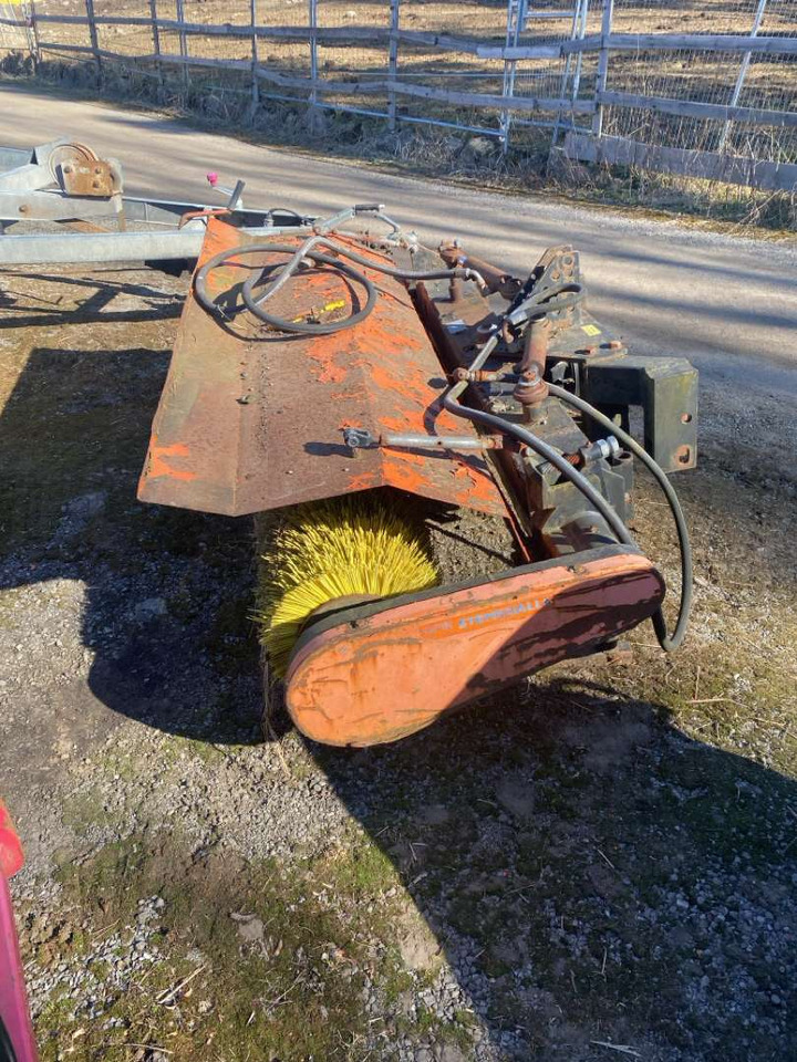 Stensballe feiekost - Навесное оборудование: фото 2 Stensballe feiekost - Навесное оборудование: фото 2