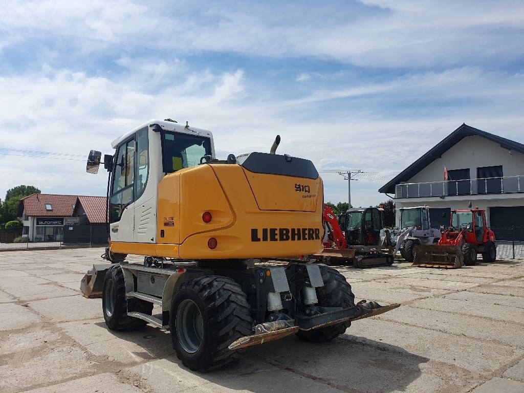Liebherr A 910 Compact - Колёсный экскаватор: фото 3 Liebherr A 910 Compact - Колёсный экскаватор: фото 3