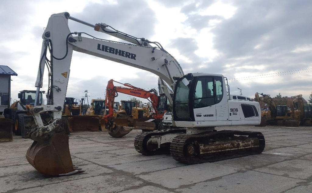 Liebherr R 906 LC - Гусеничный экскаватор: фото 1 Liebherr R 906 LC - Гусеничный экскаватор: фото 1