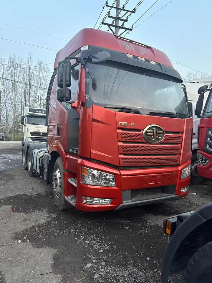 FAW J6P - Тягач: фото 1 FAW J6P - Тягач: фото 1