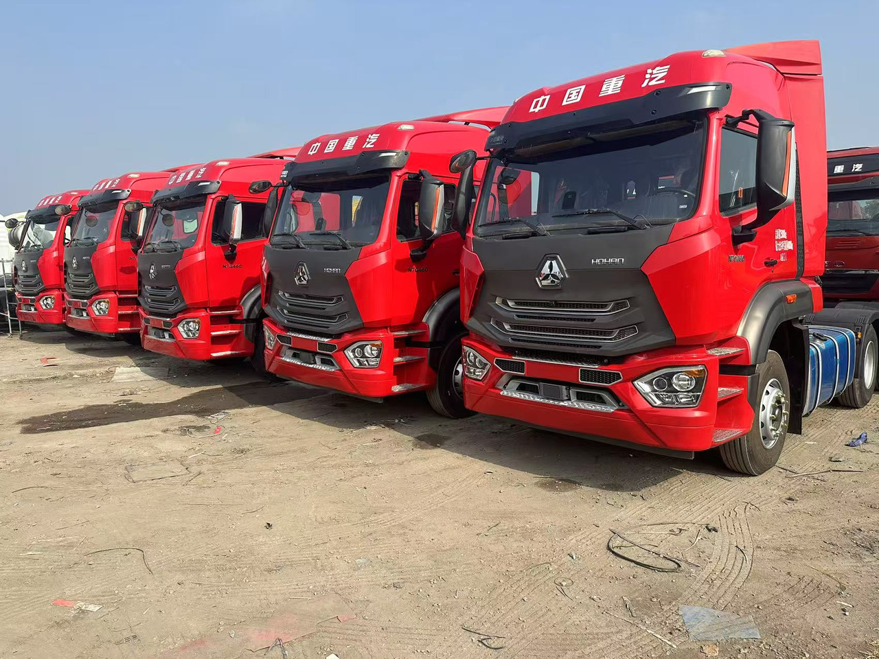 HOHAN  - Тягач: фото 1 HOHAN  - Тягач: фото 1