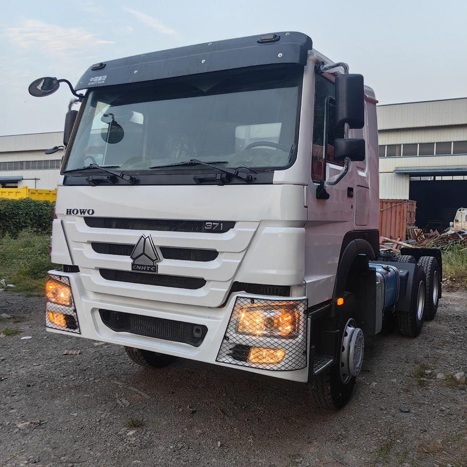 SINOTRUCK HOWO - Тягач: фото 2 SINOTRUCK HOWO - Тягач: фото 2