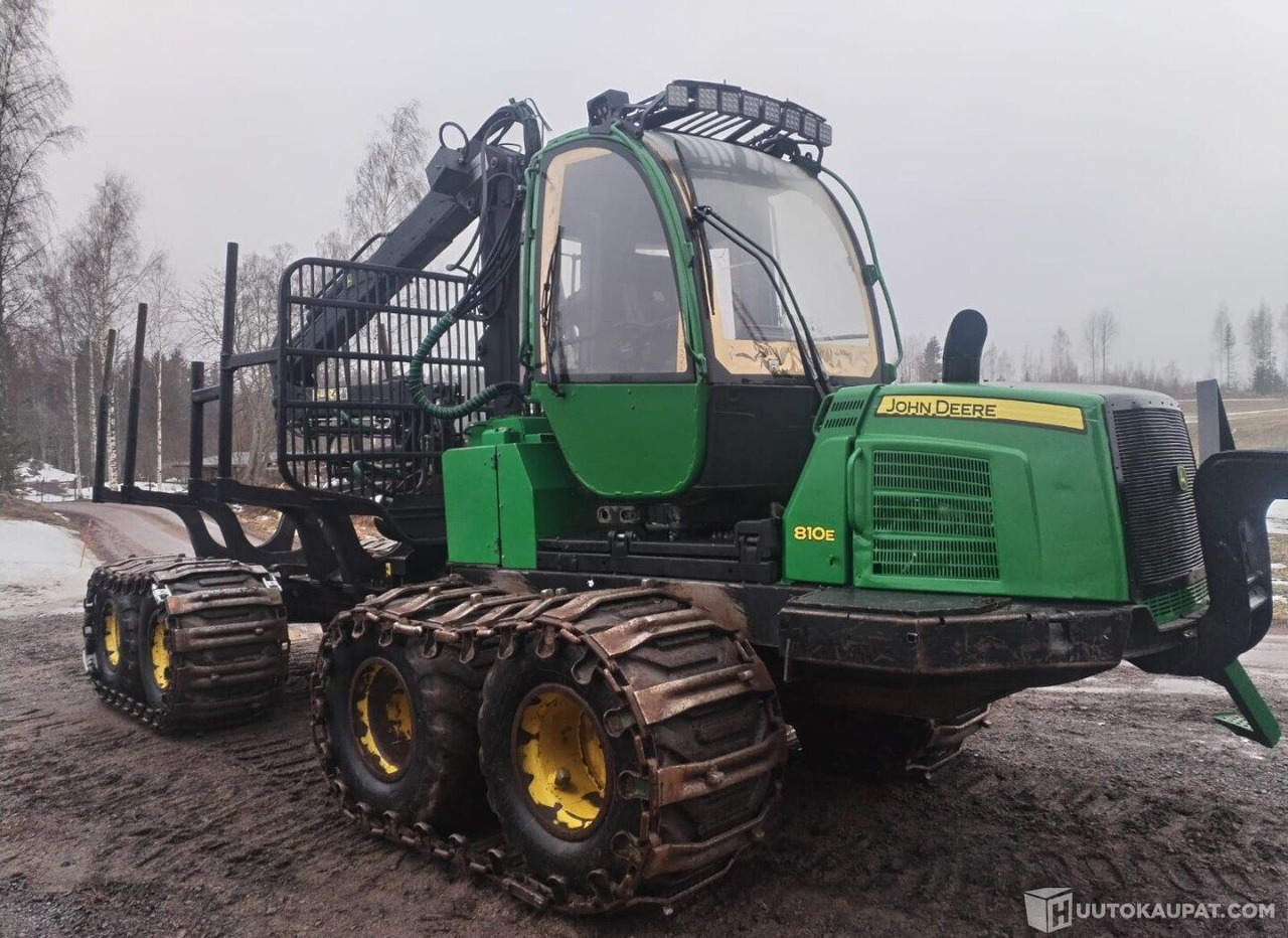 John Deere 810 E, 2012, Diesel, 29 000 h Ajokone, Leppävirta - Лесозаготовительная техника: фото 4 John Deere 810 E, 2012, Diesel, 29 000 h Ajokone, Leppävirta - Лесозаготовительная техника: фото 4