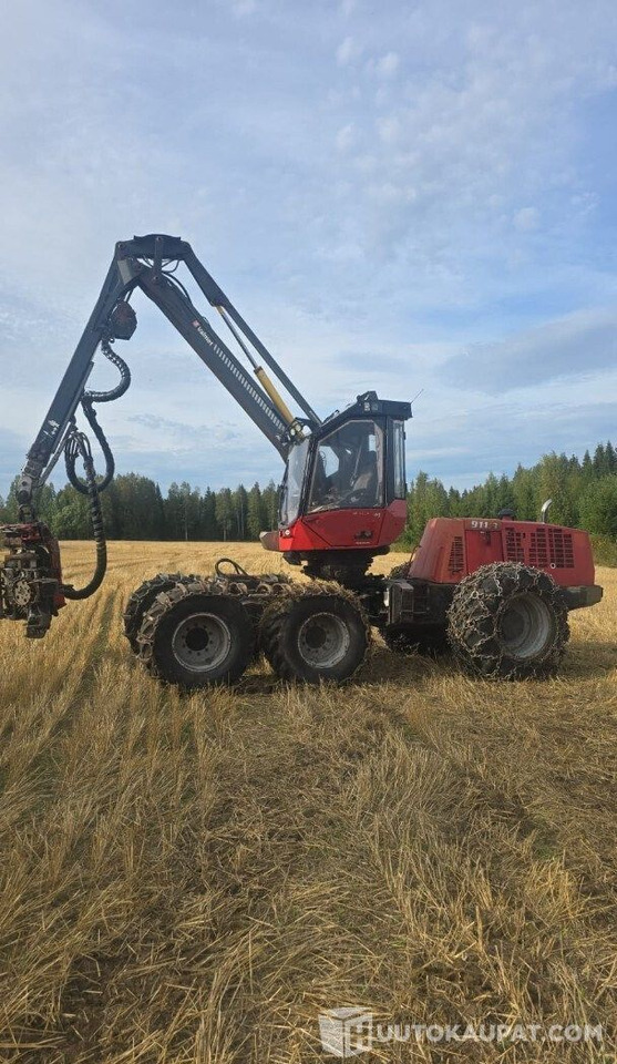 Valmet 911.3, 2004, Diesel, 32 600 h Harvesteri, Leppävirta - Лесозаготовительная техника: фото 1 Valmet 911.3, 2004, Diesel, 32 600 h Harvesteri, Leppävirta - Лесозаготовительная техника: фото 1