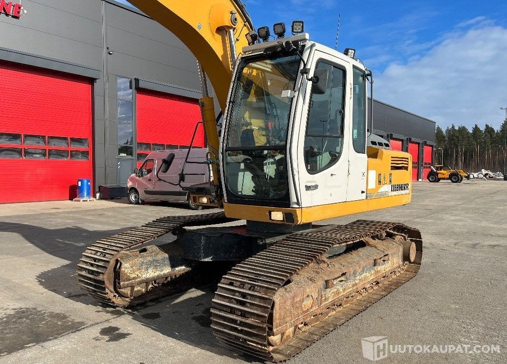 Liebherr 904 / Engcon, Kauha, Rasvari, Lämmitin, 2004, 20 987 h Kaivinkone, Ilmajoki - Гусеничный экскаватор: фото 2 Liebherr 904 / Engcon, Kauha, Rasvari, Lämmitin, 2004, 20 987 h Kaivinkone, Ilmajoki - Гусеничный экскаватор: фото 2