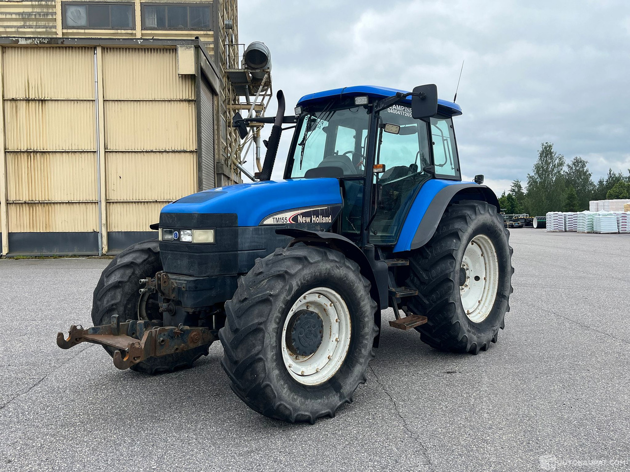 New Holland TM155, traktori etunostolaitteeella, 2004,, Salo - Сельскохозяйственная техника: фото 1 New Holland TM155, traktori etunostolaitteeella, 2004,, Salo - Сельскохозяйственная техника: фото 1