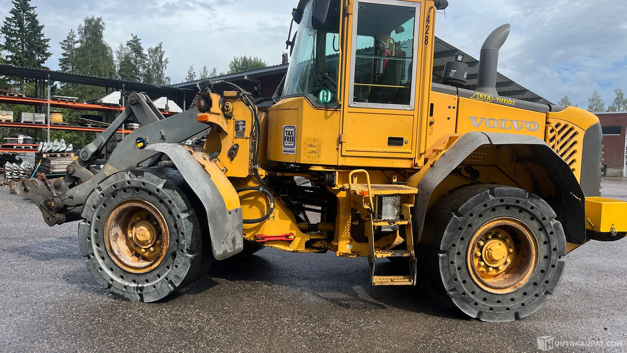 Volvo L60E, 2003, Hyvinkää - Строительная техника: фото 2 Volvo L60E, 2003, Hyvinkää - Строительная техника: фото 2