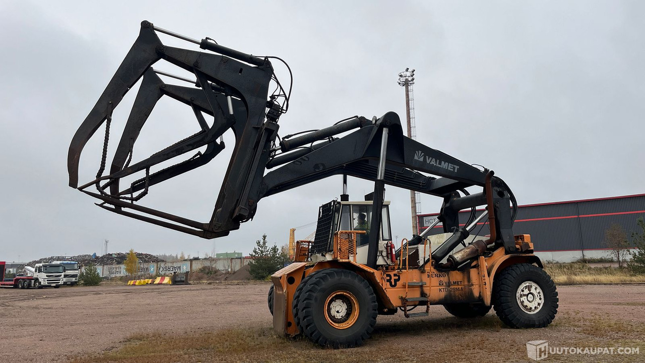 Valmet KTD2514A, alapihtikurottaja, Hamina - Ричстакер: фото 2 Valmet KTD2514A, alapihtikurottaja, Hamina - Ричстакер: фото 2