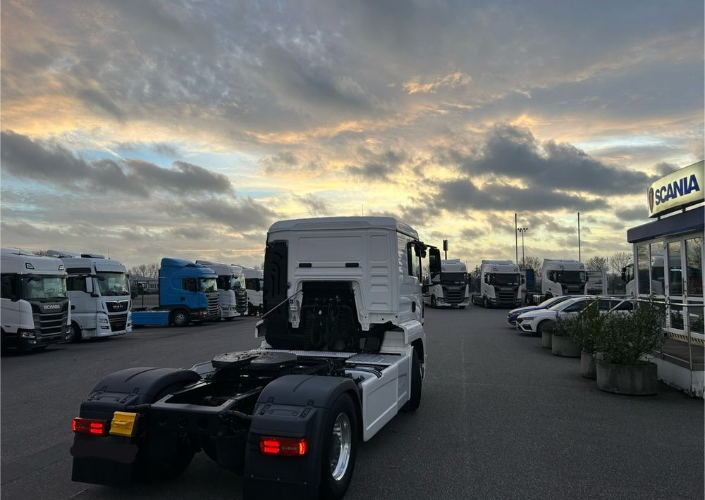 MAN TGS 18.500 TOP1 NAUKA JAZDY POLIFT ELKA AUTOMAT 4x2 STANDARD 315/70r22.5 SUPER STAN TGX 470 460 420 430 500 510 400 360 410 - Тягач: фото 4 MAN TGS 18.500 TOP1 NAUKA JAZDY POLIFT ELKA AUTOMAT 4x2 STANDARD 315/70r22.5 SUPER STAN TGX 470 460 420 430 500 510 400 360 410 - Тягач: фото 4