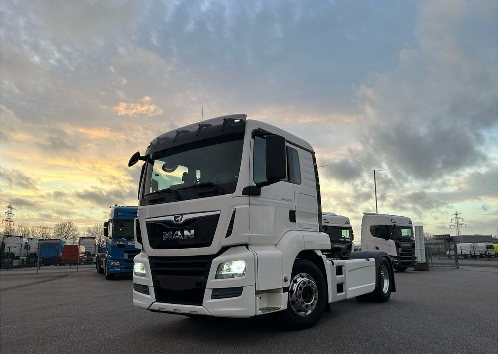 MAN TGS 18.500 TOP1 NAUKA JAZDY POLIFT ELKA AUTOMAT 4x2 STANDARD 315/70r22.5 SUPER STAN TGX 470 460 420 430 500 510 400 360 410 - Тягач: фото 3 MAN TGS 18.500 TOP1 NAUKA JAZDY POLIFT ELKA AUTOMAT 4x2 STANDARD 315/70r22.5 SUPER STAN TGX 470 460 420 430 500 510 400 360 410 - Тягач: фото 3