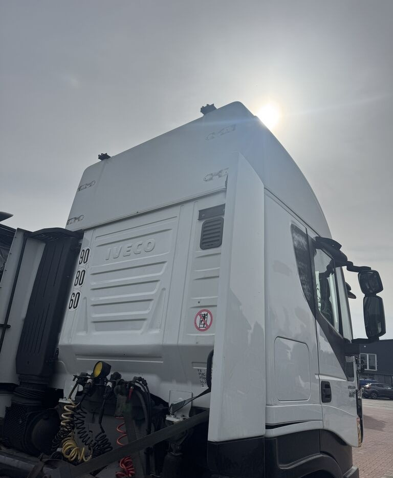 IVECO STRALIS HI-WAY E6 truck - Кабина для Грузовиков: фото 5 IVECO STRALIS HI-WAY E6 truck - Кабина для Грузовиков: фото 5