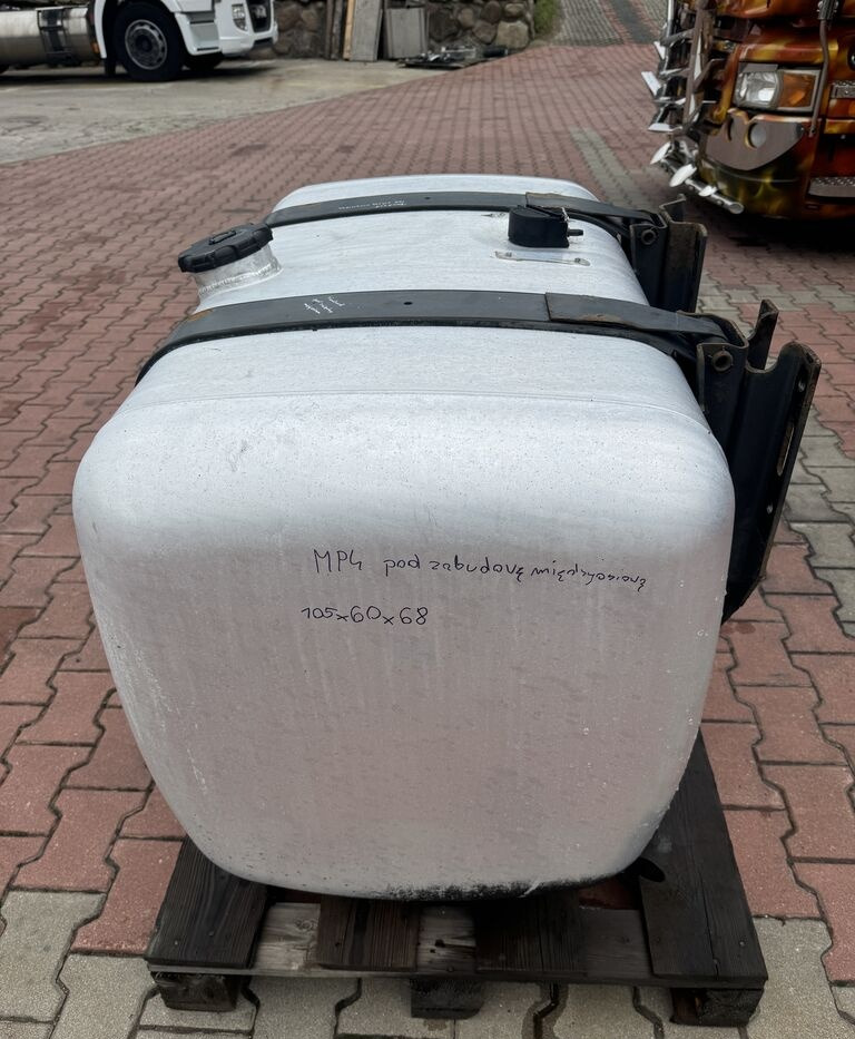 Mercedes-Benz ACTROS MP 430L Mercedes-Benz ACTROS MP 4 truck - Топливный бак для Грузовиков: фото 2 Mercedes-Benz ACTROS MP 430L Mercedes-Benz ACTROS MP 4 truck - Топливный бак для Грузовиков: фото 2