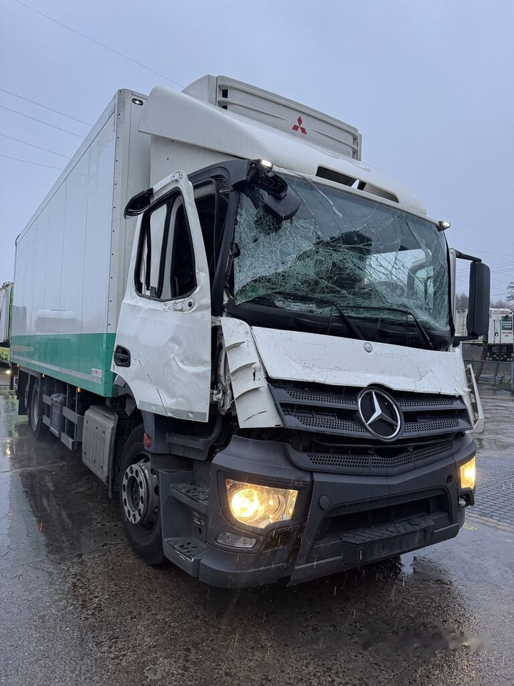 Damaged Mercedes-Benz Actros Antos Arocs - Кабина для Грузовиков: фото 2 Damaged Mercedes-Benz Actros Antos Arocs - Кабина для Грузовиков: фото 2