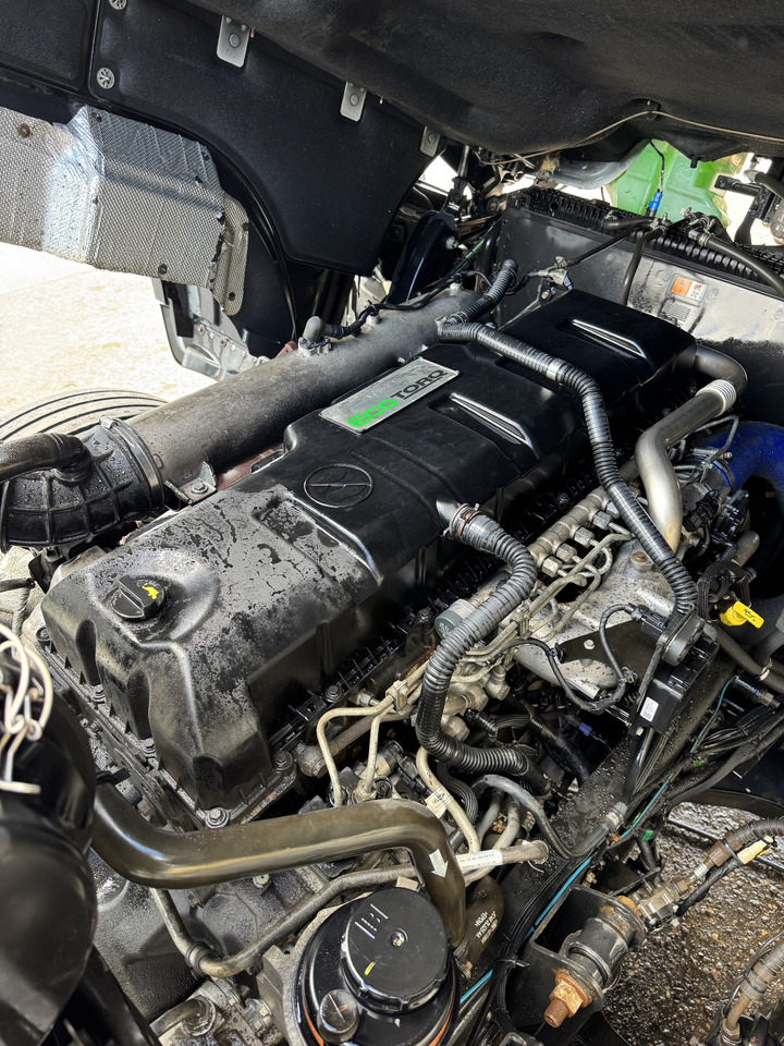 Ford F-Max - Двигатель: фото 1 Ford F-Max - Двигатель: фото 1