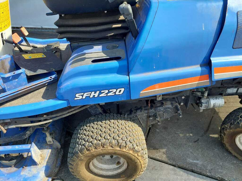 Iseki SFH 220 - Газонокосилка: фото 3 Iseki SFH 220 - Газонокосилка: фото 3