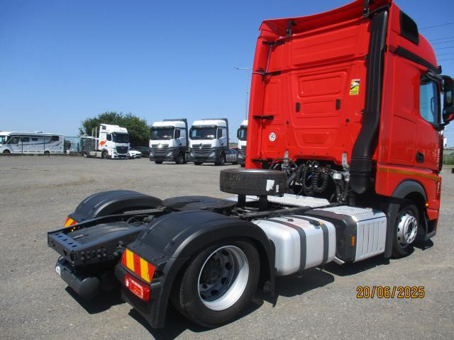 Mercedes-Benz Actros 1845 LS nRL - Тягач: фото 3 Mercedes-Benz Actros 1845 LS nRL - Тягач: фото 3