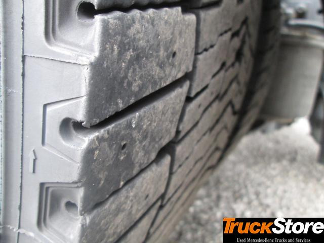 Mercedes-Benz Actros 1845 LS nRL - Тягач: фото 5 Mercedes-Benz Actros 1845 LS nRL - Тягач: фото 5