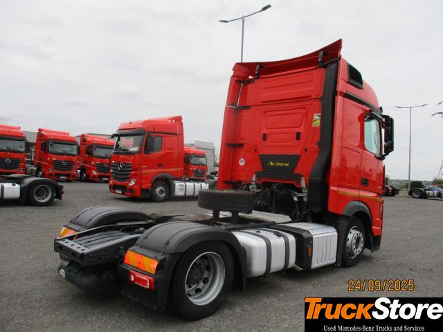 Mercedes-Benz Actros 1845 LS nRL - Тягач: фото 3 Mercedes-Benz Actros 1845 LS nRL - Тягач: фото 3