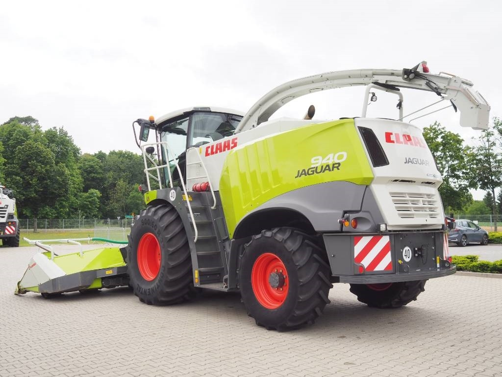 Claas Jaguar 940 4WD + Orbis 600 SD - Кормоуборочный комбайн: фото 2 Claas Jaguar 940 4WD + Orbis 600 SD - Кормоуборочный комбайн: фото 2
