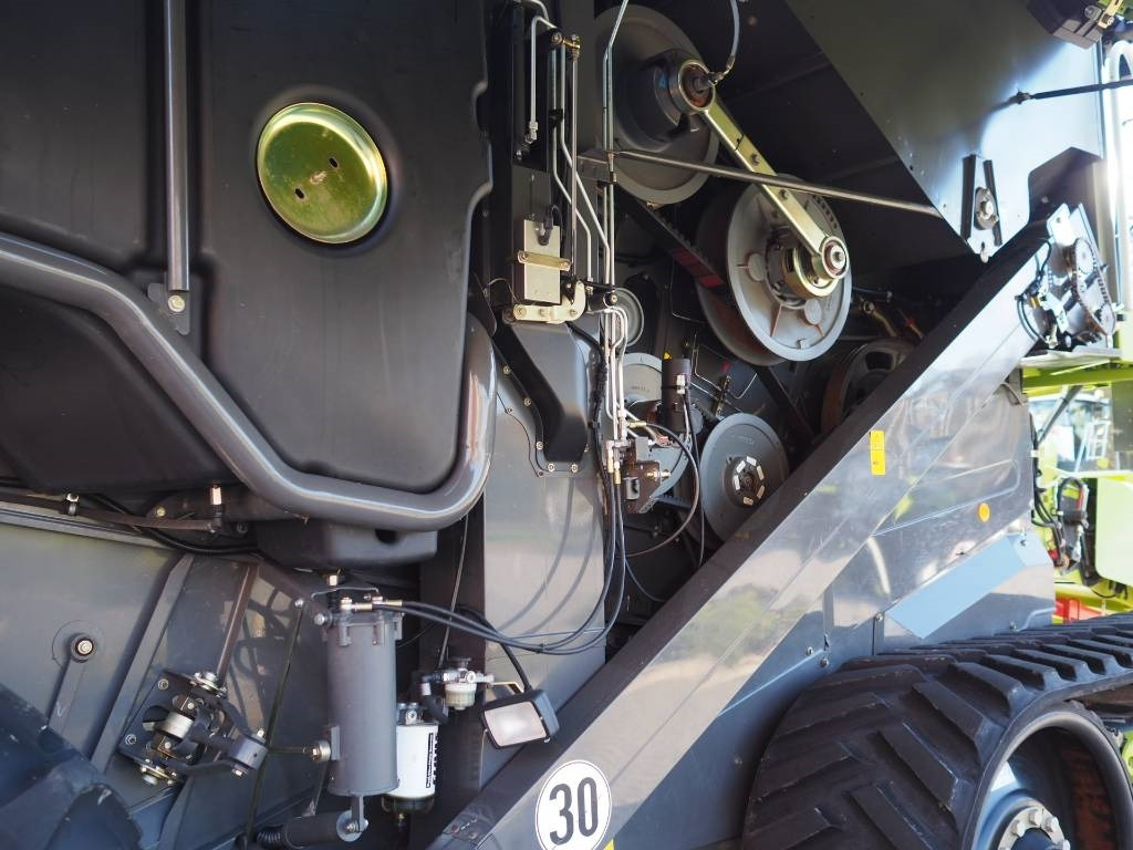 Зерноуборочный комбайн Claas Lexion 770TT 4x4 + V1200: фото 10 Зерноуборочный комбайн Claas Lexion 770TT 4x4 + V1200: фото 10