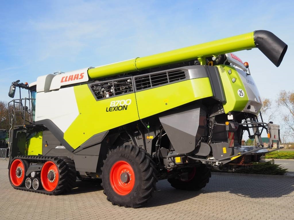 Claas Lexion 8700TT + V1080 2-stage threshing drum drive - Зерноуборочный комбайн: фото 2 Claas Lexion 8700TT + V1080 2-stage threshing drum drive - Зерноуборочный комбайн: фото 2