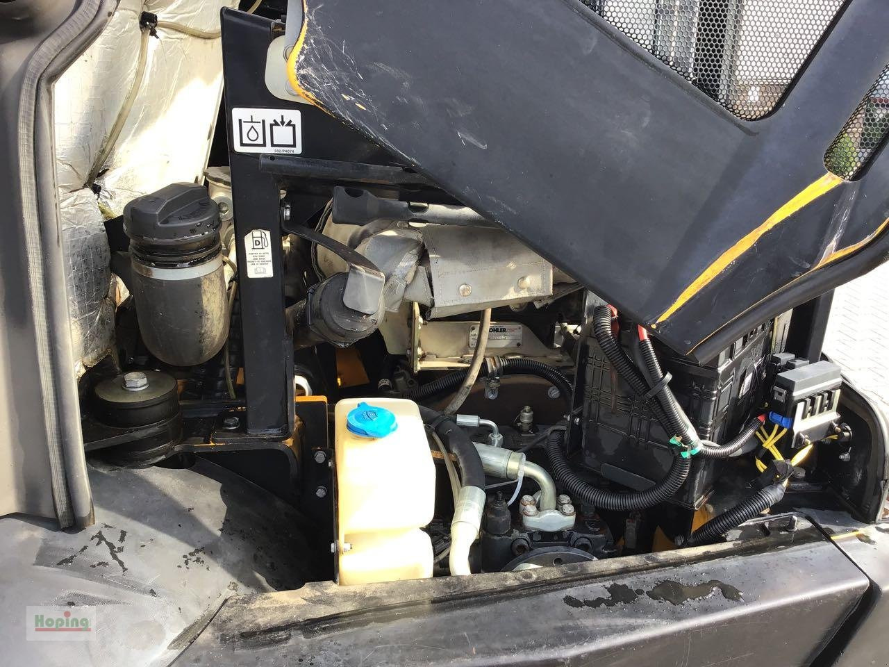 Колёсный погрузчик JCB 409: фото 12