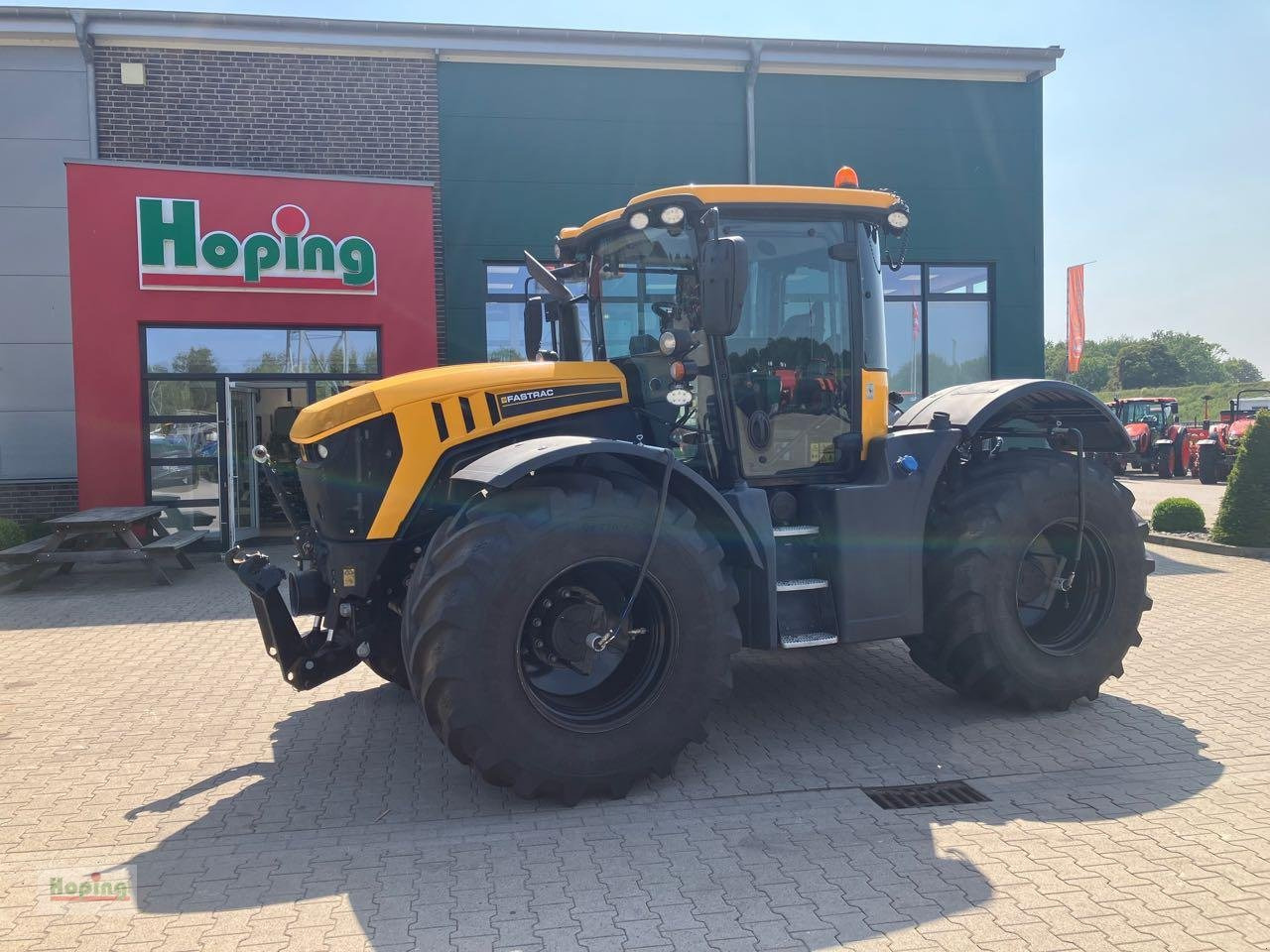 JCB 4220 - Трактор: фото 1 JCB 4220 - Трактор: фото 1