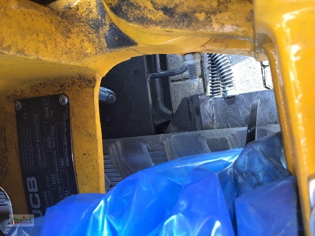 JCB 8008 CTS - Мини-экскаватор: фото 2 JCB 8008 CTS - Мини-экскаватор: фото 2