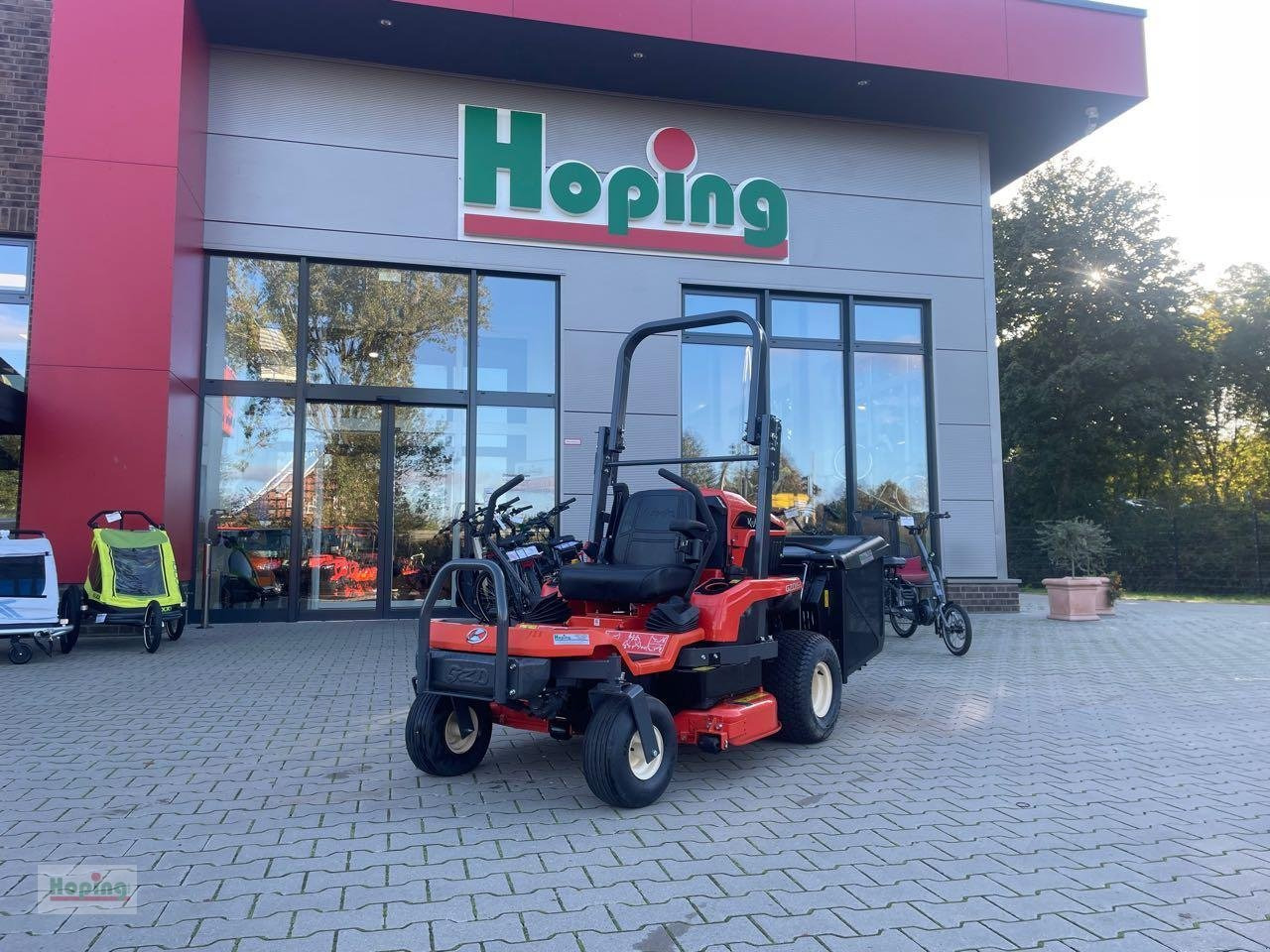 Kubota GZD 15 LD - Газонокосилка: фото 1 Kubota GZD 15 LD - Газонокосилка: фото 1
