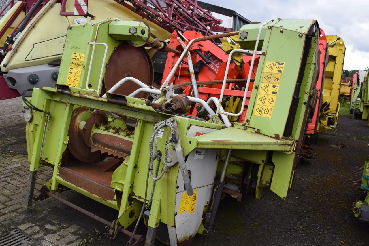 CLAAS RU 450 - Жатка кукурузная: фото 2 CLAAS RU 450 - Жатка кукурузная: фото 2