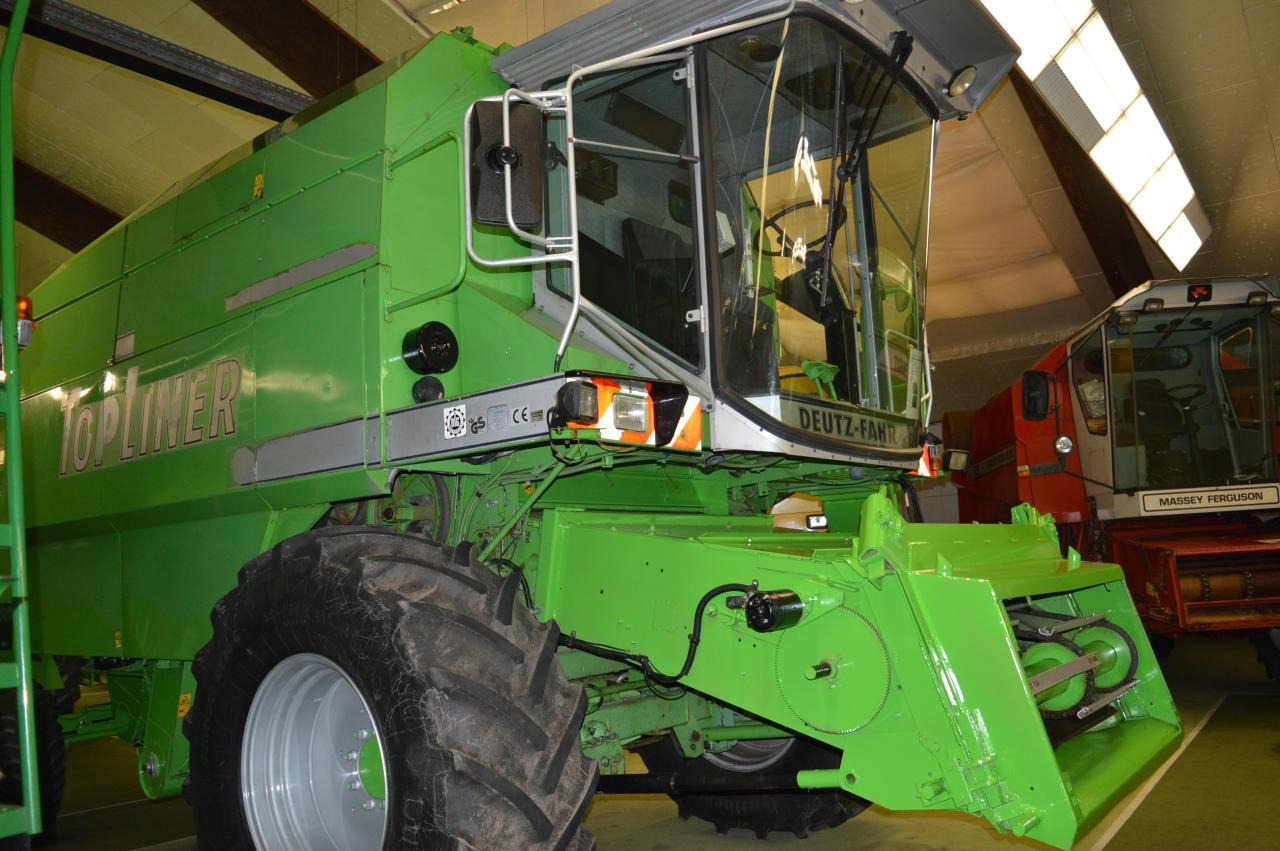 Deutz-Fahr 4075 HTS TopL. - Зерноуборочный комбайн: фото 2 Deutz-Fahr 4075 HTS TopL. - Зерноуборочный комбайн: фото 2