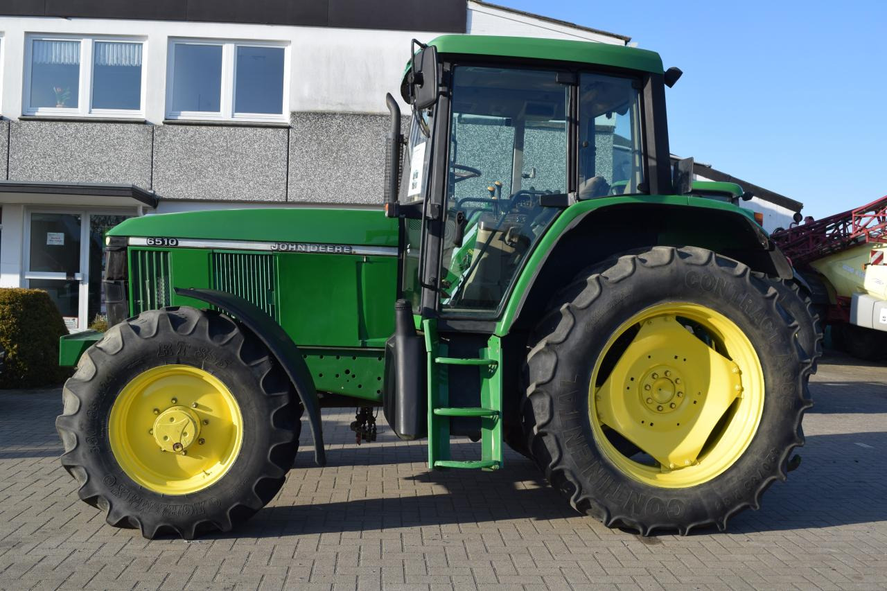 John Deere 6510 - Трактор: фото 3 John Deere 6510 - Трактор: фото 3