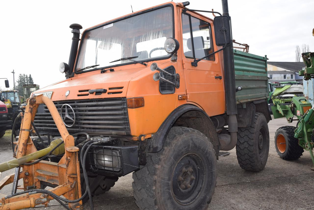 Mercedes-Benz Unimog U 1200 - Коммунальная/ Специальная техника: фото 2 Mercedes-Benz Unimog U 1200 - Коммунальная/ Специальная техника: фото 2
