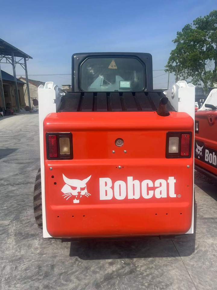 Bobcat S160 - Мини-погрузчик с бортовым поворотом: фото 4 Bobcat S160 - Мини-погрузчик с бортовым поворотом: фото 4