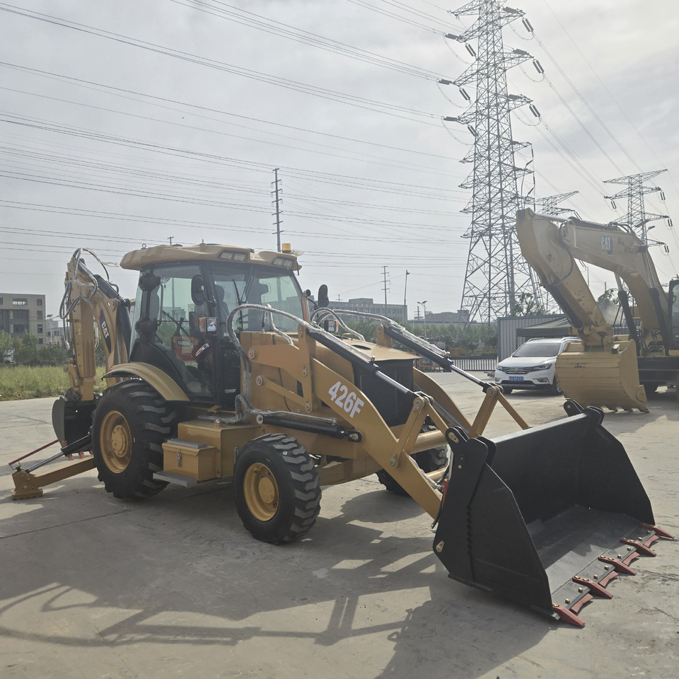 CATERPILLAR 426F - Экскаватор-погрузчик: фото 4 CATERPILLAR 426F - Экскаватор-погрузчик: фото 4